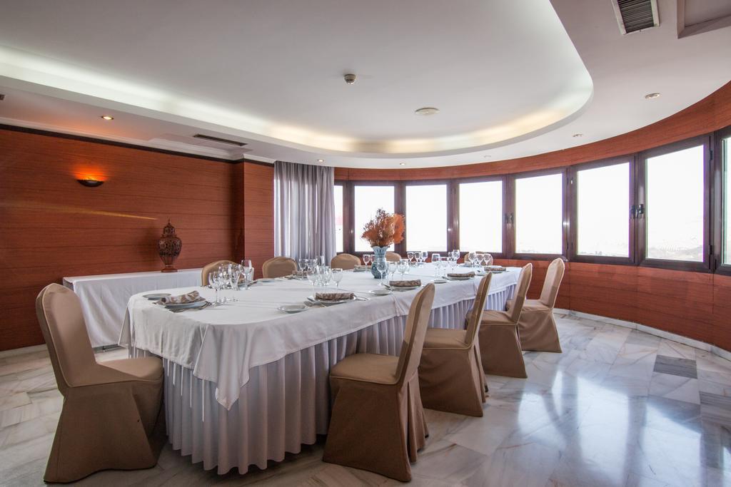 Abades Hotel 3*